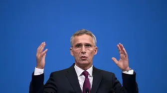 Столтенберг ще е начело на НАТО до 2022 г.