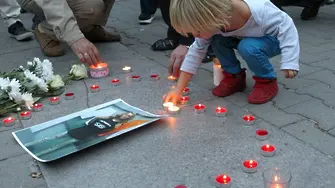 Бдения в памет на убитата Виктория Маринова