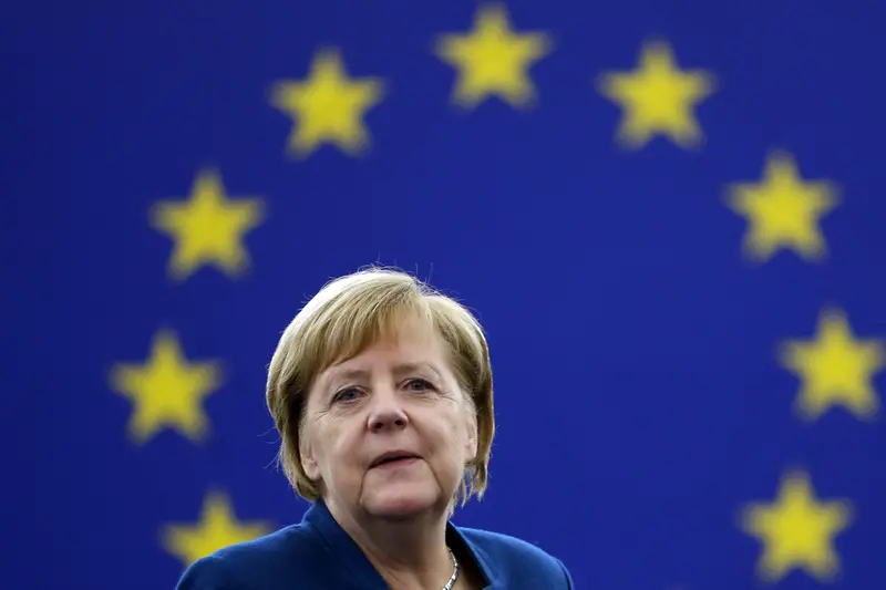Меркел склонна на отсрочка от 1 година за 