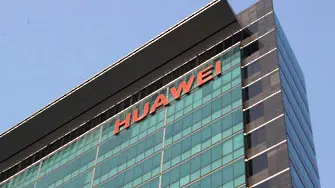 Великобритания премахва 5G хардуера на Huawei до 2027