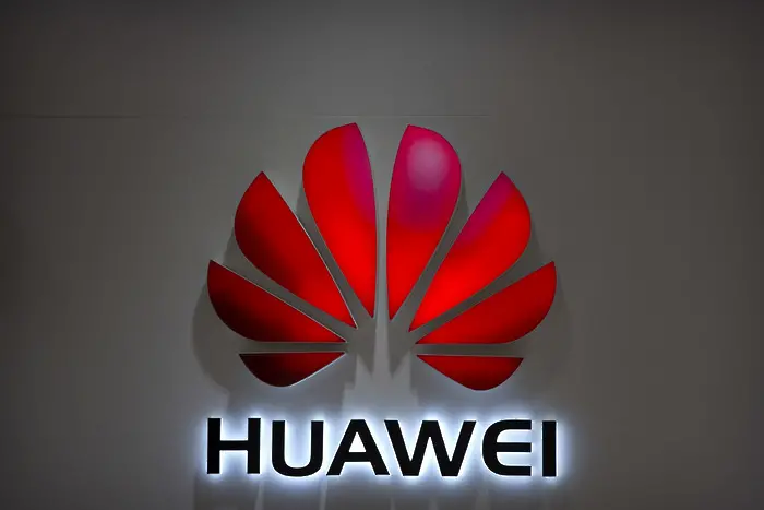 Европа се тревожи -  Huawei може би я шпионира