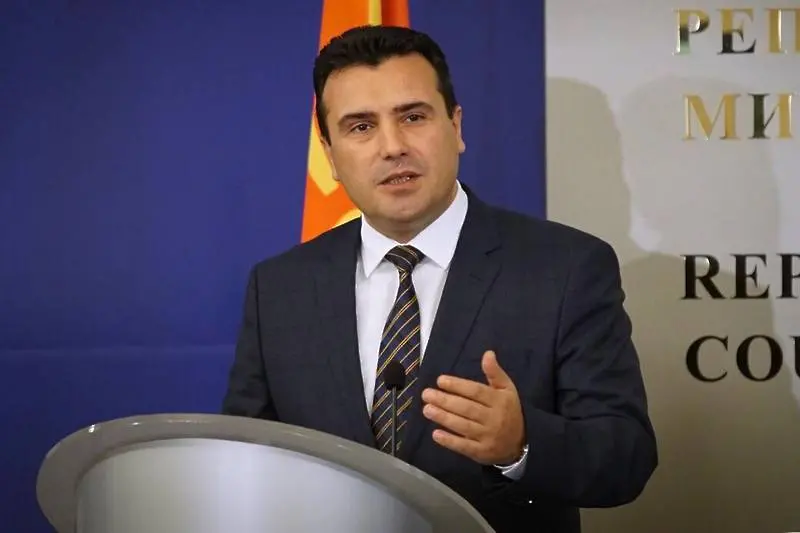 Заев във фейсбук: Ще се присъединим към ЕС като македонци, говорещи македонски език