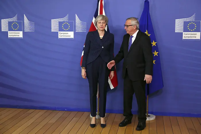 ЕС готов на отстъпки, но само в декларацията за „Брекзит“