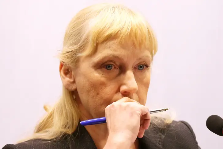 Елена Йончева: Не очаквах да съм срещу Станишев. Не беше леко.