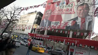 Партията на Ердоган официално поиска касиране на изборните резултати