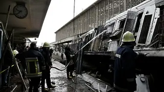 Най-малко 20 жертви при взрива на гарата в Кайро