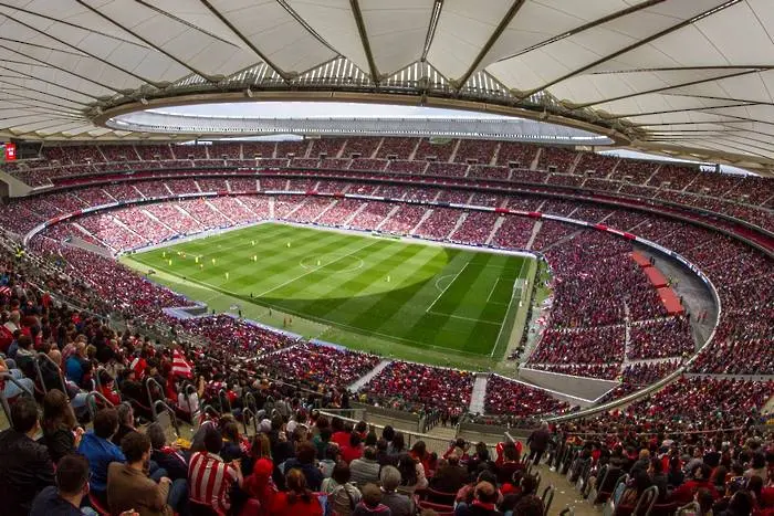 Финалистите в Шампионската лига получават по само 16 хиляди билета