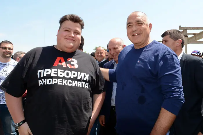 Борисов: Мога да се обзаложа, че шаситата на БМВ ще се правят в Шумен