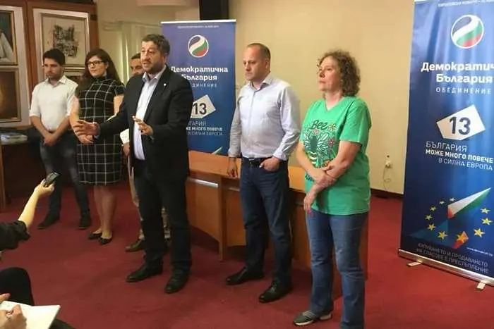 Христо Иванов: Ние сме алтернатива на БКП-тата – ГЕРБ и БСП