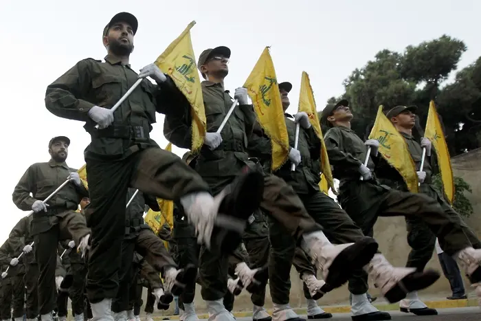 Иран инструктира шиитите да се готвят за 