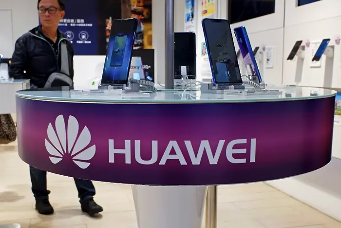 Huawei води дела, ако твърдиш, че е свързана с китайската държава