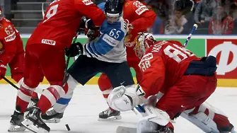 Финландия - Канада на финала на Световното по хокей