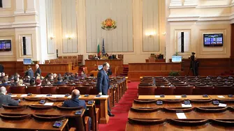 Депутатите отхвърлиха 15-ото вето на президента