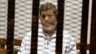 Мохамед Морси  бе погребан  в Кайро