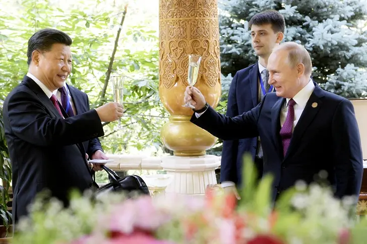 Путин и Си ще обсъдят по-тесни газови и финансови връзки на Олимпиадата