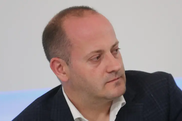 Радан Кънев: Възможно е бизнесменът Ахмед Доган да финансира ГЕРБ