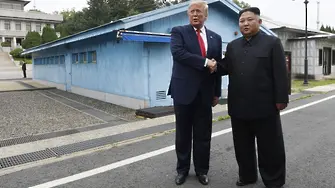 Тръмп - първият US президент, посетил Северна Корея