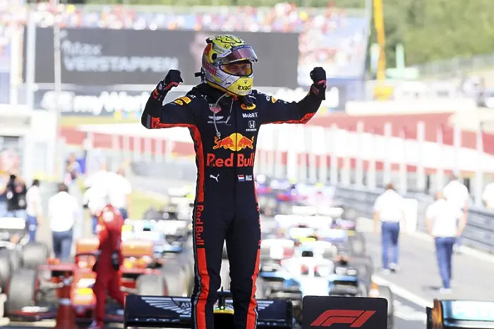 Велика победа за Верстапен в Гран При на Австрия