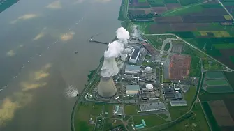 Белгия неправомерно удължила живота на два ядрени реактора