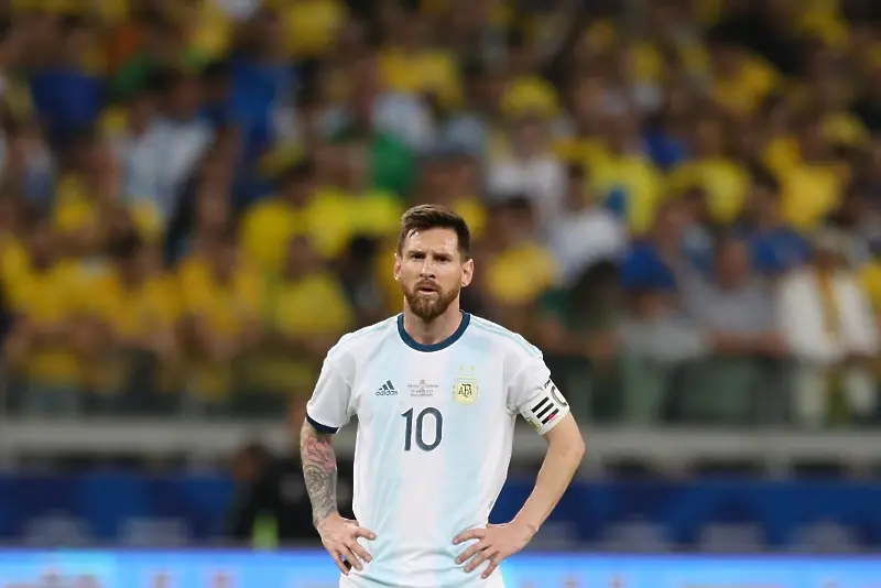 Лео Меси наказан три месеца да не играе за Аржентина