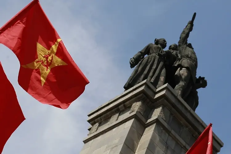 Конституционният съд на Украйна потвърди: Комунизмът и нацизмът са еднакво престъпни