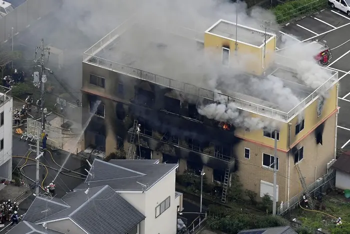 Умишлен пожар уби 24 души в Киото. Арестуван е подпалвачът