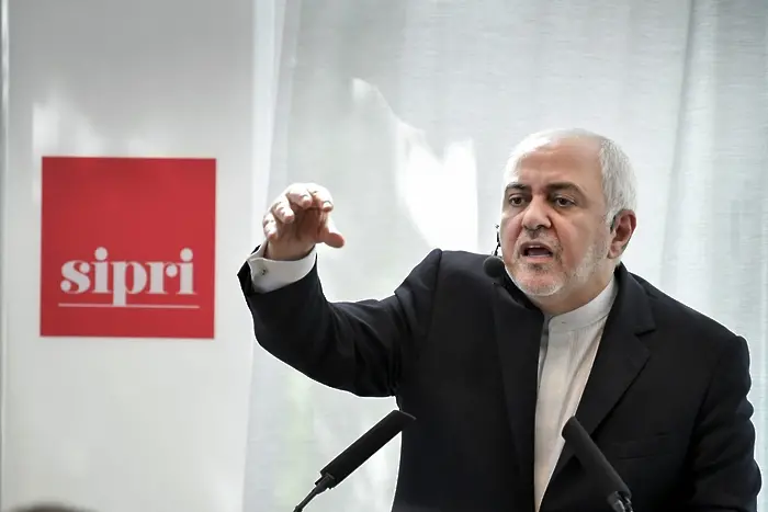 Иран обогатява уран с нови центрофуги