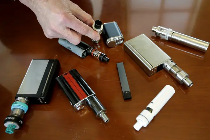 US лекари зоват за отказ от електронните цигари
