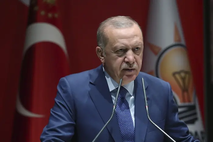 Ердоган към Макрон: Ще имате още проблеми с мен
