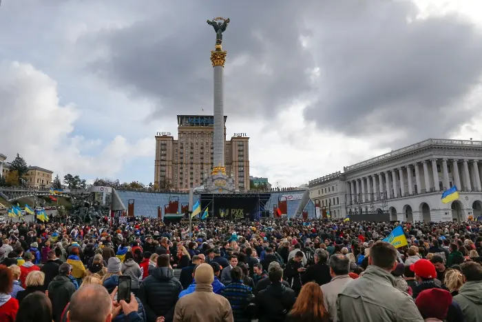 Отново: хиляди на протест в Киев - този път срещу решение на Зеленски
