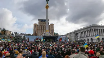 Отново: хиляди на протест в Киев - този път срещу решение на Зеленски