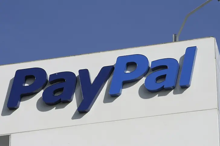 PayPal се отказа от валутата на Facebook