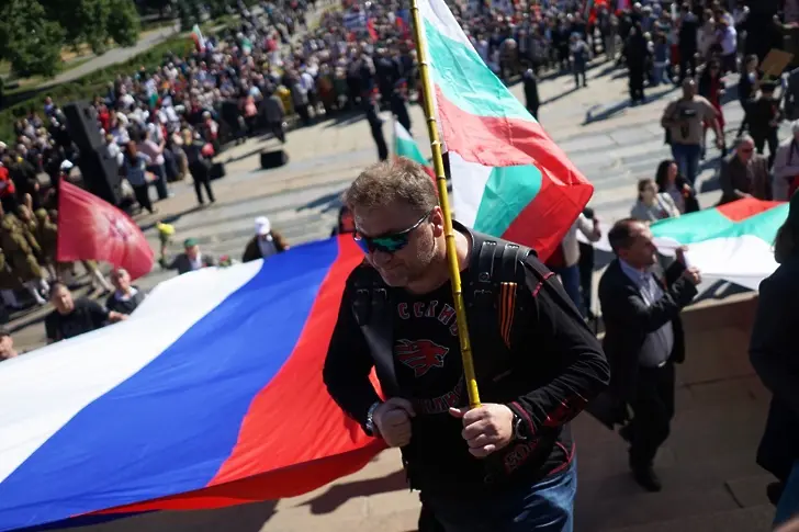 Няма защо Русия да благодари на България. Просто да спре да й пречи