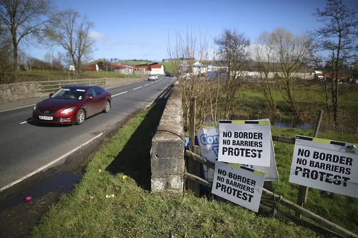 САЩ: Не бива да има твърда граница между двете Ирландии