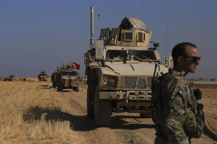 Турция е приключила с подготовката си за военна операция в Сирия