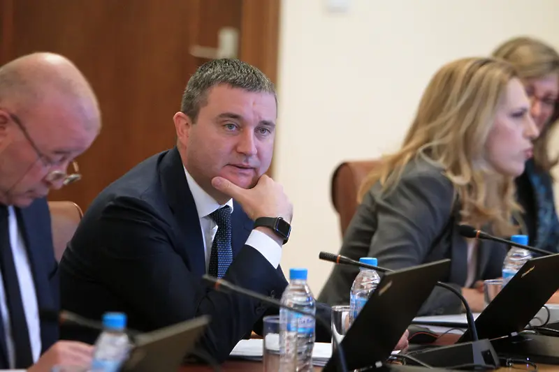 България ще учи Македония как се прави Закон за бюджета