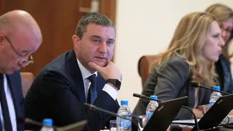 Горанов наредил проверка на Държавната комисия за хазарта за несъбрани 250 млн. лв.
