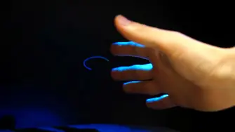 Учени демонстрираха холограма, която можеш да пипнеш