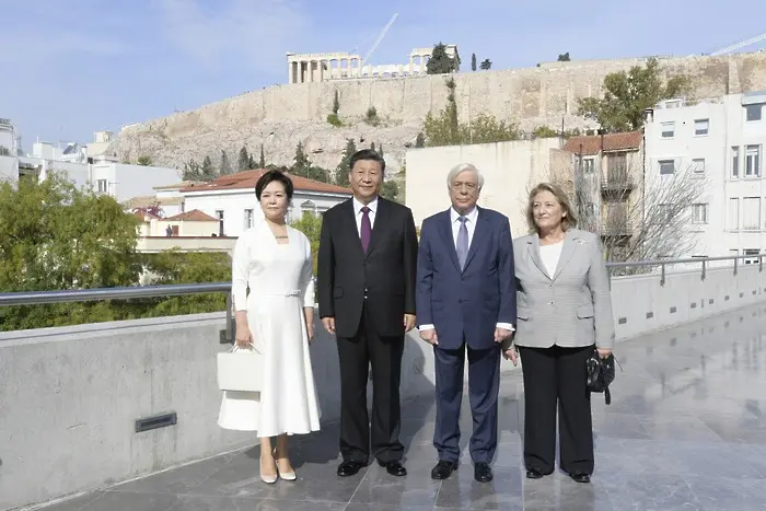 Китай се бори за културното наследство на Гърция