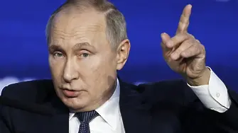 Путин бил готов да остане на власт заради коронавируса
