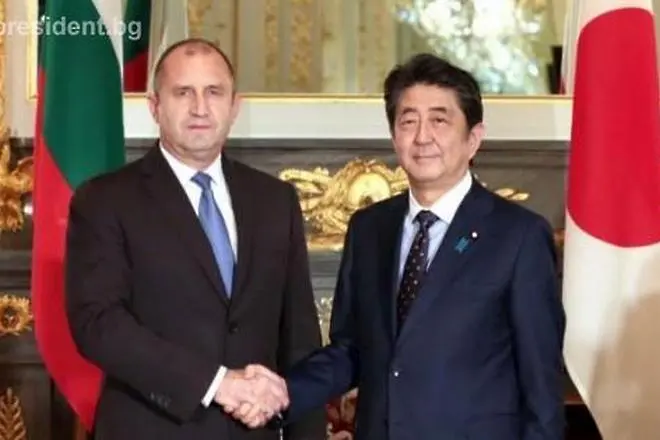 Радев: България е открита за активно партньорство с Япония
