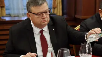 Управляващите официално номинираха Цацаров за председател на КПКОНПИ