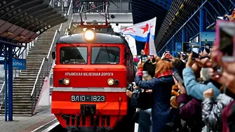 Украйна започна разследване заради руския железопътен мост до Крим