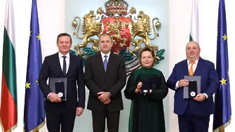 Президентът Радев награди Евтим Милошев, Силва Зурлева и Любомир Нейков
