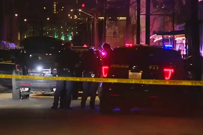 Двама убити при стрелба в бар в Сан Антонио