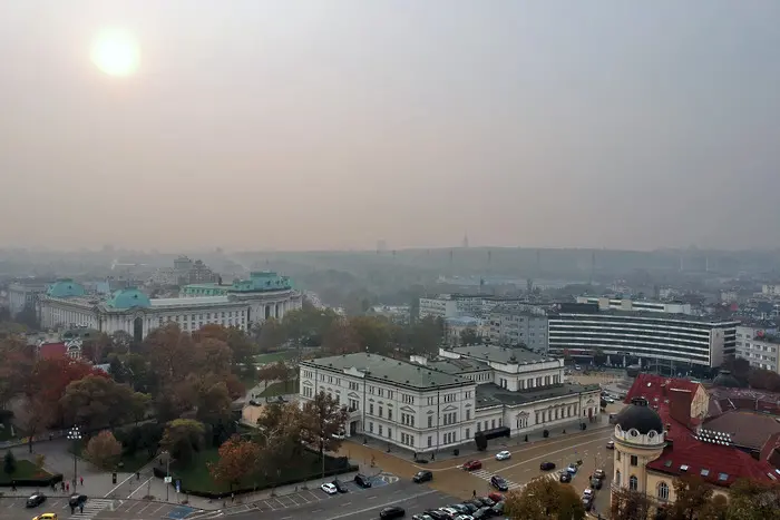 Отново мръсен въздух в София – на места над 10 пъти над нормата