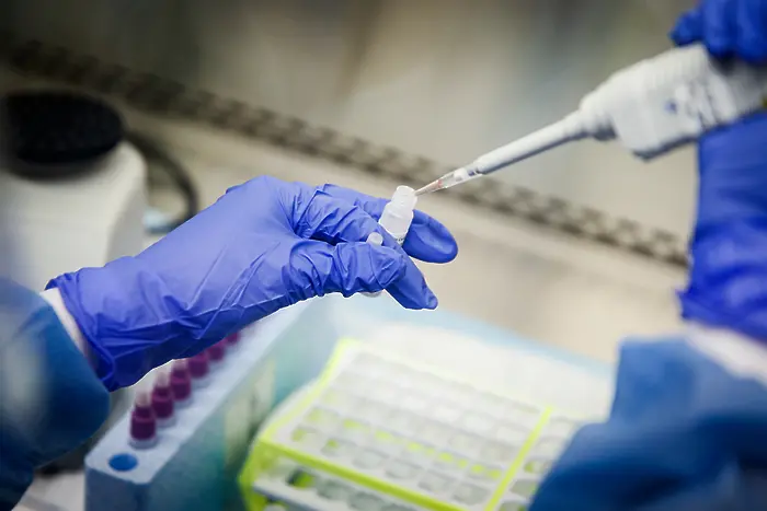 Частни лаборатории скоро ще правят бързи тестове за коронавирус
