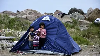И България готова да приеме деца мигранти от гръцките острови