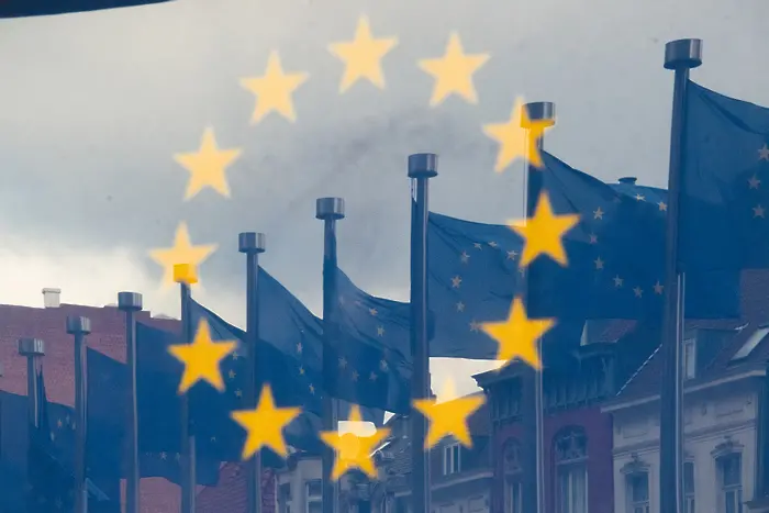 ЕС открива 13 информационни центъра от ново поколение у нас
