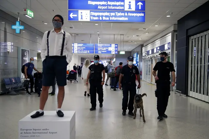 Връщат туристи от Гърция, ако не са попълнили декларация